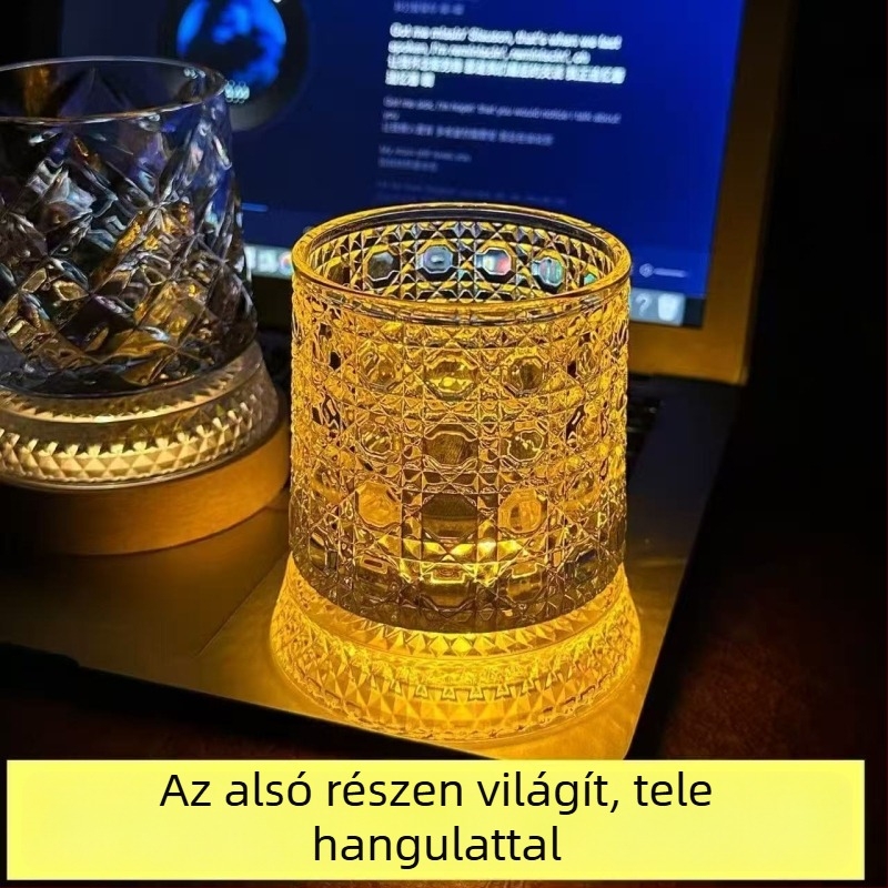 Forgó whiskys pohár, könnyű luxus retro stílussal, üveg, 201–300 ml, 300 g
