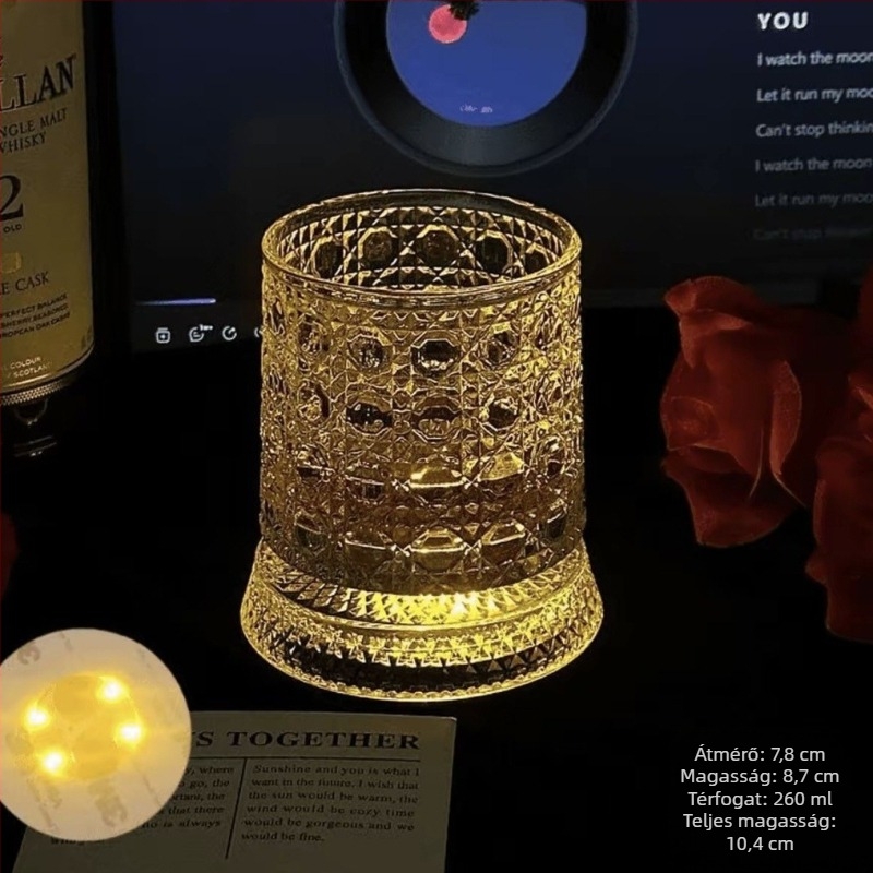 Forgó üvegpohár Whiskyhez állvánnyal, 201–300 ml, gravírozott díszítés, stabil, nem borul fel