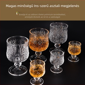 Párlatokhoz való pohár, magas talppal, gravírozott dizájnnal, kapacitás 1–100 ml, modern letisztult stílus