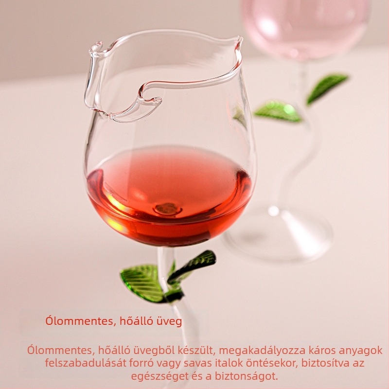 INS-stílusú üvegpohár-készlet, rózsa motívummal és logónyomással.