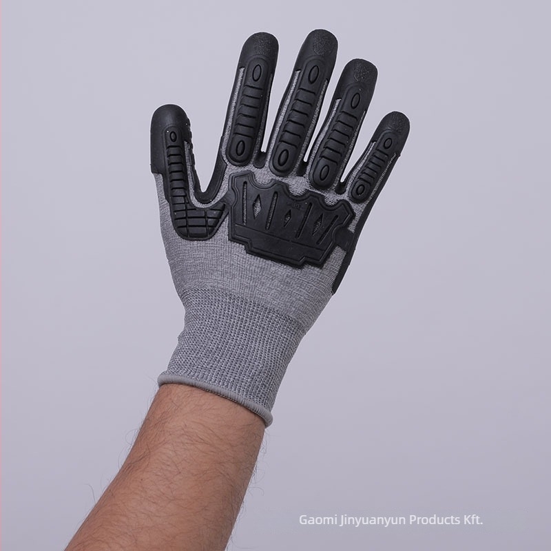 TPE mechanikus kesztyűk vágásbiztos, kopásálló, ütéscsillapító és ütközés elleni védelemmel fúrási és olajbányászati alkalmazásokhoz (97–98 g); gép- és járműgyártás, kertépítés, építőipar