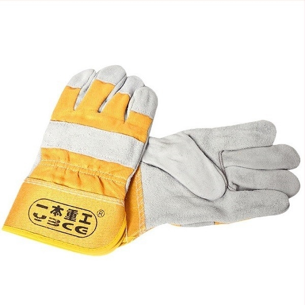 Hegesztő kesztyűk, marhabőr, flanel és pamut összetétel; 10 pár csomagolásban.