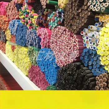 Fa burkolatú ceruzakészlet, 100 db, olaj-alapú és vízoldható (Márka Unique, Típus Egyéb)