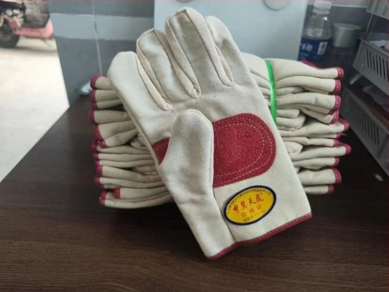 Huafeng vászonból készült hegesztő kesztyűk, kétszeres rétegű, teljesen bélelt, védelmi célra, 24 szálas varrás, Huafeng márka, súly 94