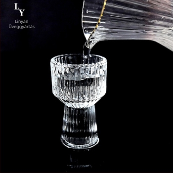 Bor készlet üveg dekantőrrel és poharakkal, peremmel, kínai stílusú, modern minimalista dizájn, Luxury Meow márka, nyomtatott logó, prémium minőség, 2021 nyara