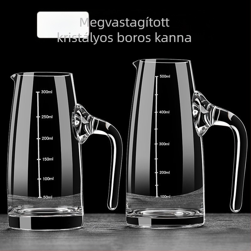 Otthoni használatra készült dekantáló készlet mérő pohárral és skálával, ólommentes kristályüvegből