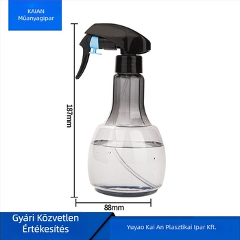 Műanyag öntöző / permetező palack, atomizáló fúvóka, kézi nyomással működtetve, otthoni kertészkedéshez.