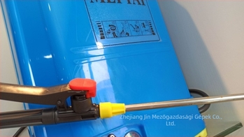 Elektromos hátizsákos permetező MT-305 – 5,2 kg, 12V, 1200 rpm, növényvédelemhez