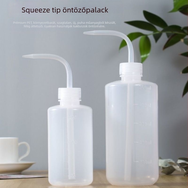 Szukkulenták öntöző kanna – hosszúcsövű összenyomható permetező palack, műanyag (Kód: Squeeze bottle 01; Típus: Egyéb; Alkalmazási területek: Egyéb; Importált: Nem)