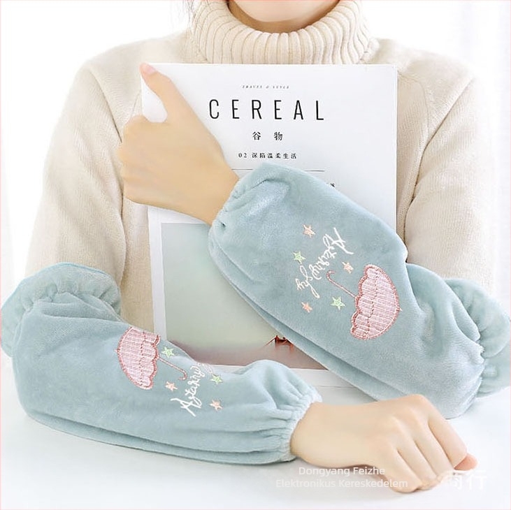 Uniszex karvédő ujjvégek fleece anyagból, meleg, virágos mintával, domborított textúra