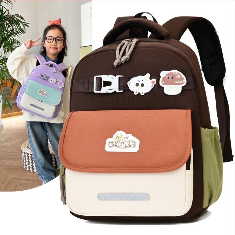 Első–második osztályos iskolatáska cartoon stílusban, ultra könnyű, gerincvédelem, lélegző vállpántok, nylon anyag