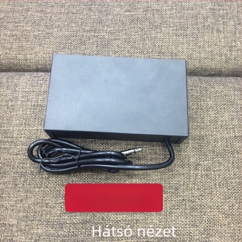 Hatcsatornás mikrofonbővítő és elosztó konferenciákhoz
