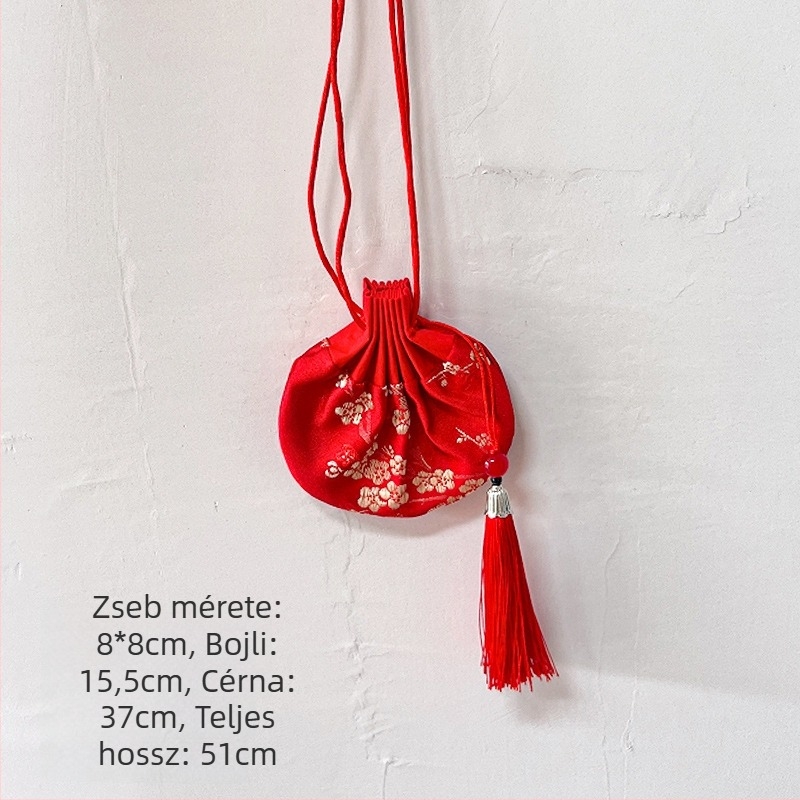 Hímzett koi bojtos medál ünnepi virágos díszítéshez
