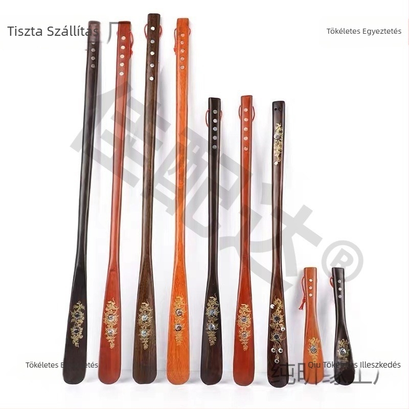 Cipőkanál Ebonyfa hosszú nyéllel, kagylóbevonattal; Termékkód Xh63t7ws; Típus: Shoehorn; Ajánlott tavaszra és őszre.