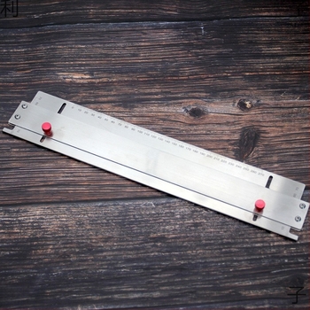 Bőrből készült öv és vállöv vágó vonalzó, állítható gallérral; Anyag: Egyéb; Importált: Nem; Márka: Hazai márka; Modell: Egyéb; Használat: Egyéb