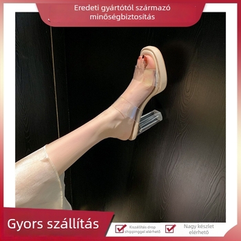 Pántos szandál PVC felsőrész, négyszögletes orr, vastag sarok 3–6 cm, természetes gumi talp