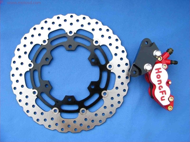 Motorkerékpár fékjavító készlet: 320 mm lebegő korong négypistonos féknyereg Suzuki GW250/GSR250