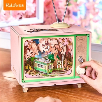 DIY faból készült zenei doboz – kézzel készített modell, Sakura Dream Journey téma, anyag: fa, stílus: modern minimalizmus, nyomtatás és UV nyomtatás, személyre szabás nélkül