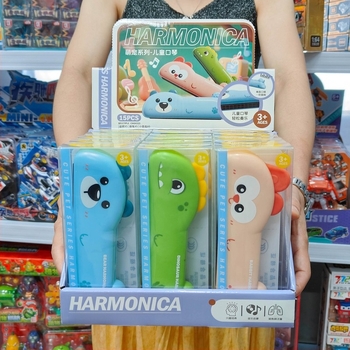 Gyermek szájharmonika és síp – kétfunkciós oktatási hangszer 4–6 éveseknek, műanyag, rajzfilmszerű dizájn, a tüdőkapacitás fejlesztése