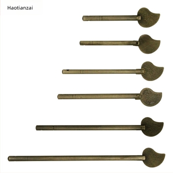 Sárgarézből készült ajtócsap antik stílusban – Modell HTH-032, Haotianzhai márka