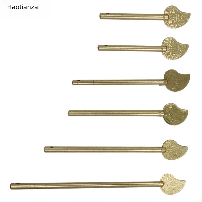 Sárgarézből készült ajtócsap antik stílusban – Modell HTH-032, Haotianzhai márka