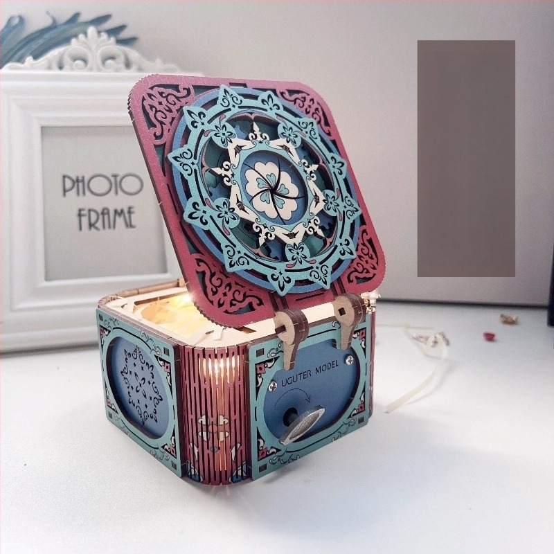 Fából készült DIY zenei doboz forgó fedéllel, retro stílusban, 3D-s összeszerelés, születésnapi ajándék barátnőnek