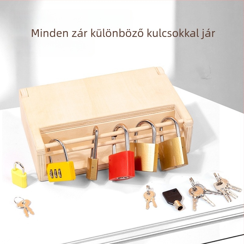 Fából készült zár- és kulcs játék — szem-kéz koordinációs edzés, 4–6 éveseknek, testreszabás elérhető