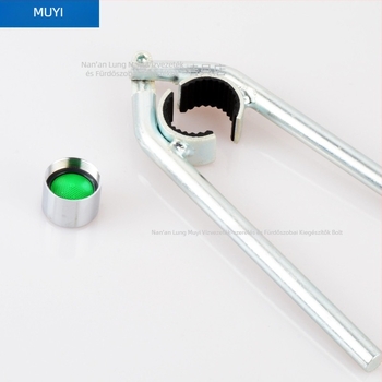 AERÁTOR KULCS mosdócsaphoz – csúszásmentes fogó, anyag: ötvözet, stílus: modern egyszerűség