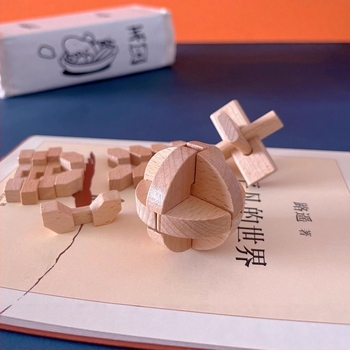 Fából készült Kongming lock (Luban lock) puzzle 7–14 éveseknek, DIY mini készlet — oktató játék