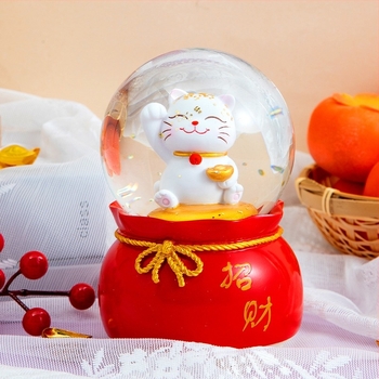 Zenei doboz kristálygömbbel — Szerencsemacska, új kínai stílus, kézzel festett gyanta és üveg, asztali ajándék
