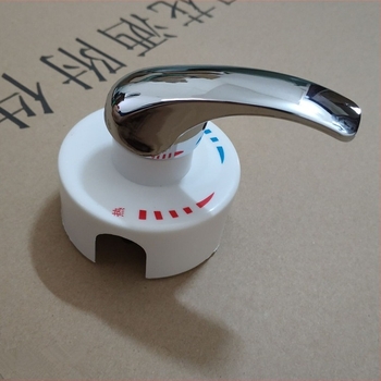 Midea falra szerelt keverőcsap elektromos vízmelegítőhöz, modell BSH-8801, üzemi nyomás 0.75, hideg víz 10, meleg víz 80, kimeneti áramlás 100