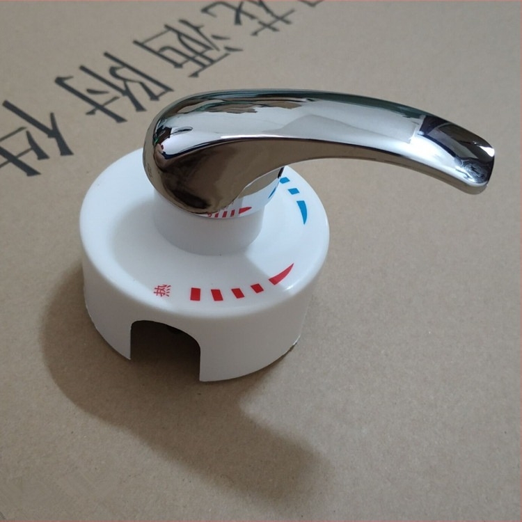 Midea falra szerelt keverőcsap elektromos vízmelegítőhöz, modell BSH-8801, üzemi nyomás 0.75, hideg víz 10, meleg víz 80, kimeneti áramlás 100