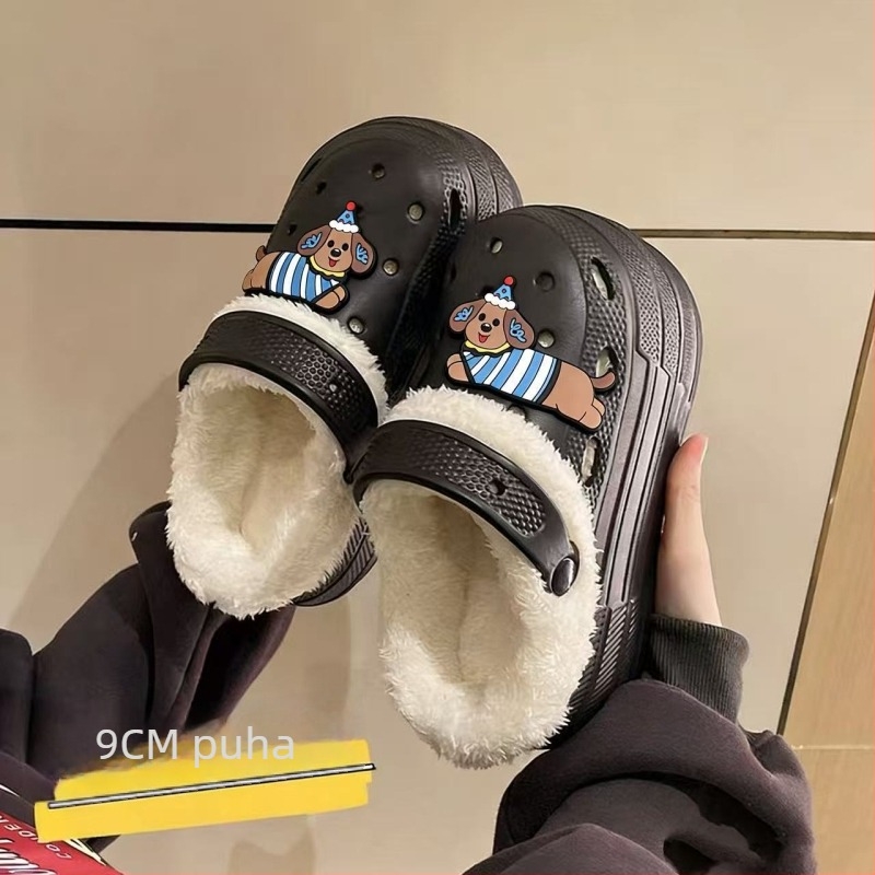 Crocs-stílusú esküvői szandál, 7-8 cm-es sarok, vastag talp, EVA felső rész és EVA talp, kerek orr, csúszásmentes