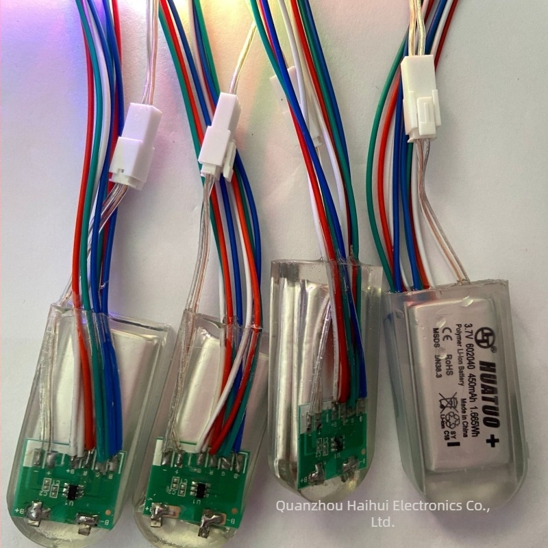 Cipő lámpa – TPU anyagú, modell 0011254, alkalmas futócipőkhöz, csizmákhoz, papucsokhoz és hétköznapi lábbelikhez; egész éves használatra