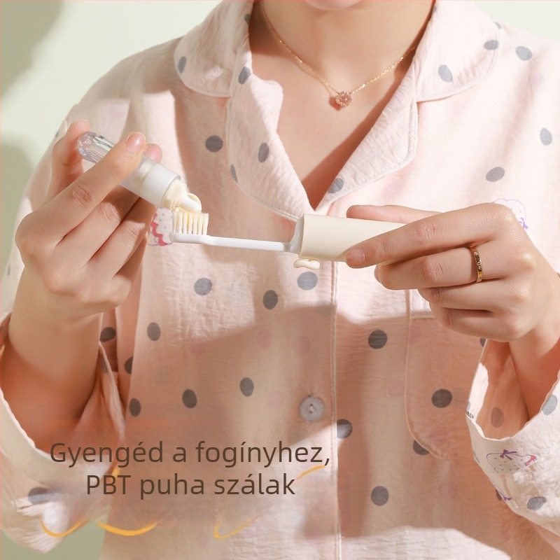 Kia Két az egyben utazó összecsukható fogkefével a pastátárolóval, műanyag, puha sörtéjű, mintázat: aranyos, stílus: rajzfilm