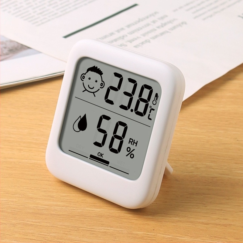 Digitális hőmérséklet- és páratartalom-mérő, F21 modell, -9,9–50 °C hőmérséklet-tartomány, 10–99% páratartalom, páratartalom pontossága ±5%, AAA elemről működik