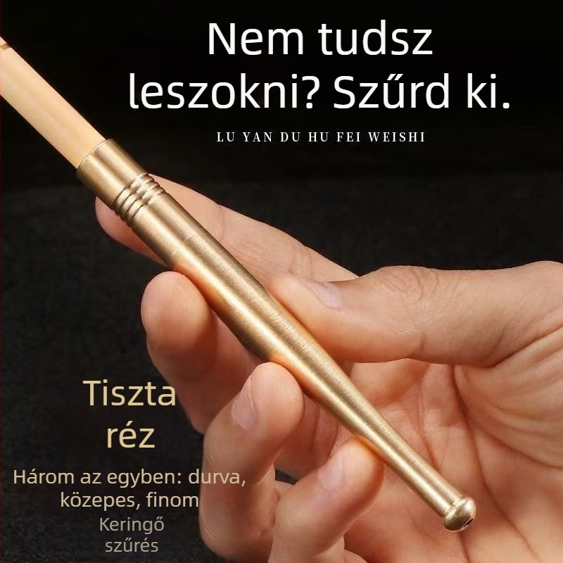 Rövid, hordozható hagyományos pipa sárgarézből, levehető szűrővel, száraz és nedves használatra