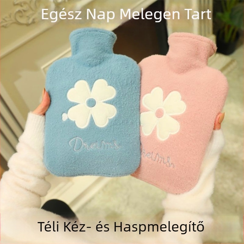 Vastag PVC melegvíz-palack a has melegítésére, vízzel töltve, aranyos stílus