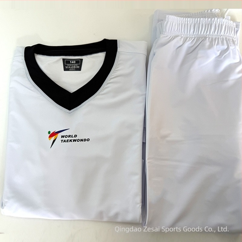 Taekwondo egyenruha (Dobok) magas rugalmassággal, testhezálló fazon gyerekeknek és felnőtteknek, versenysporthoz, szintetikus rostok keveréke, 20% spandex, 80% nylon bélés