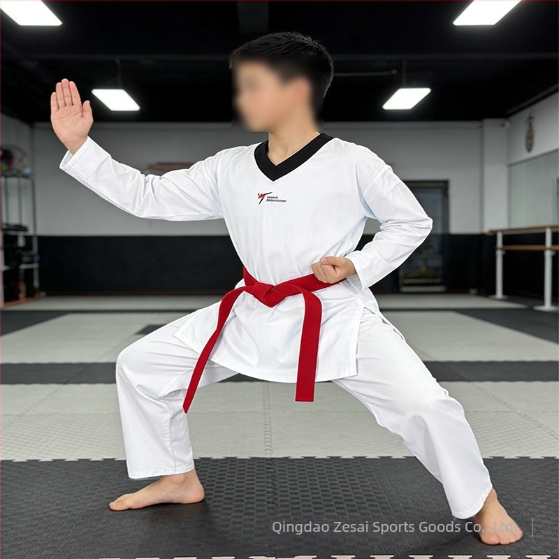 Taekwondo egyenruha (Dobok) magas rugalmassággal, testhezálló fazon gyerekeknek és felnőtteknek, versenysporthoz, szintetikus rostok keveréke, 20% spandex, 80% nylon bélés