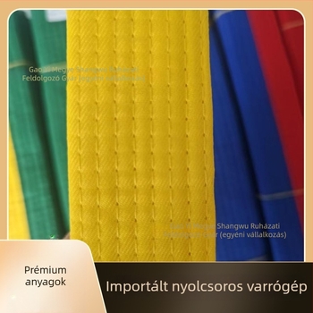 Karateöv hímzett felirattal - Egyszínű dizájn (Minta: egyszínű; Anyag: poliészter szál; Anyag összetétele: 100% poliészter; Belső: pamut keverék; Belső összetétel: 100%)