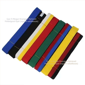 Karateöv hímzett felirattal - Egyszínű dizájn (Minta: egyszínű; Anyag: poliészter szál; Anyag összetétele: 100% poliészter; Belső: pamut keverék; Belső összetétel: 100%)