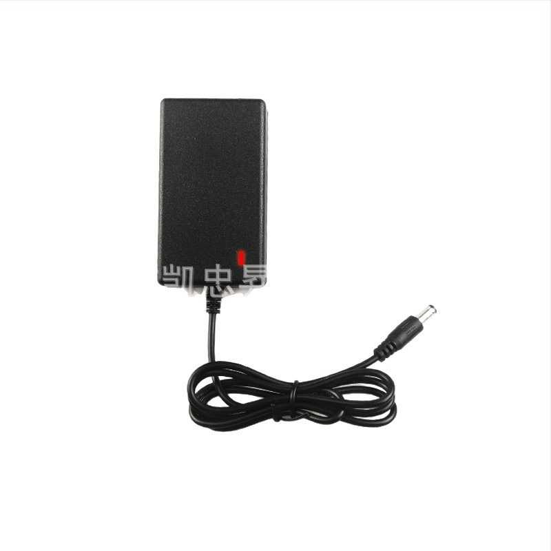 Li-ion akkumulátor töltő, többfeszültség-bemenettel (4,2V, 8,4V, 12,6V, 16,8V, 21V, 25,2V, 29,4V), 1–3A