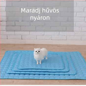 Textilből készült kutya ülő párna