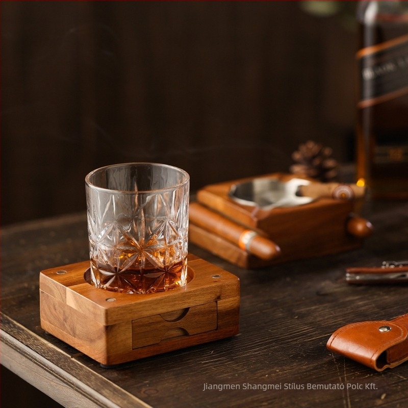 Fa- és alumínium anyagú luxus whisky pohár tartó üvegtálcával, szivaroknak és fiókos hamutartóval — üzleti ajándék Beautiful Style
