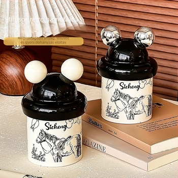 Műanyag hamutartó fedővel otthonra és irodába – újrahasználható, retro dekoratív díszdarab, eredet: Chaozhou