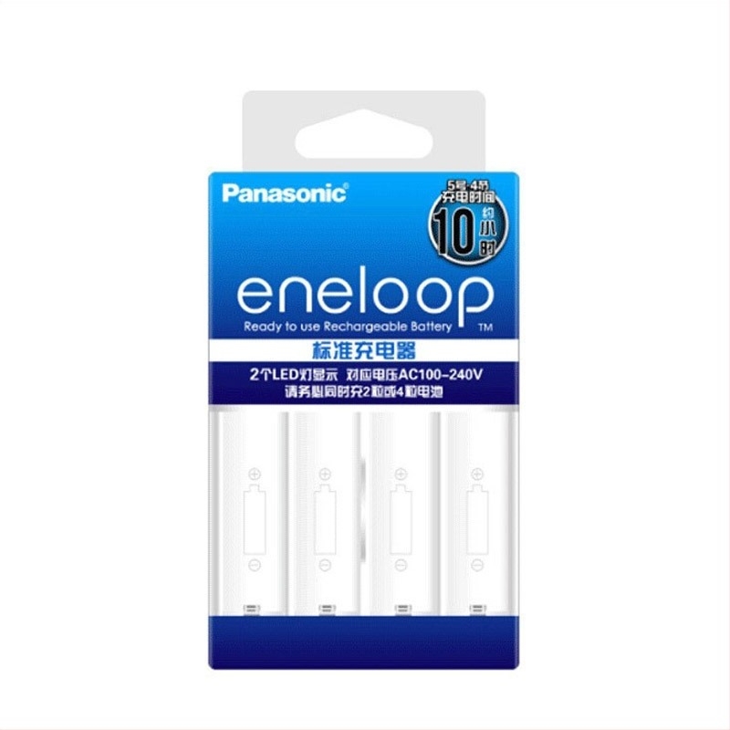Panasonic Eneloop 4-nyílásos Ni-MH okos töltő AA/AAA akkukhoz, modell BQ-CC51C, bemeneti feszültség 100-240V AC, töltési idő 5–10 óra