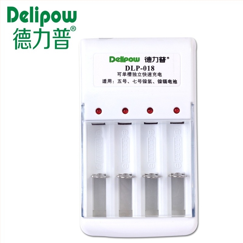Delipow NiMH/NiCd akkumulátor töltő, 4-nyílásos, 1.2V cellánként, 150mA/130mA, bemenet 220V 50Hz, CE minősítés