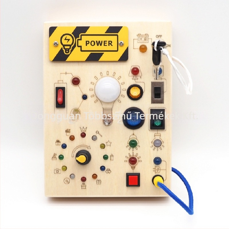 Fából készült foglalkoztató tábla a korai neveléshez LED világítással, aljzatokkal és kapcsolókkal — Elemmel működő interaktív játék 4–6 éveseknek