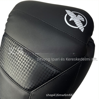 Professzionális MMA/ Taekwondo védőfelszerelés csuklóvédőkkel és kesztyűkkel felnőtteknek és gyerekeknek — HAYA márka, 780 g, 2025-ben kerül piacra